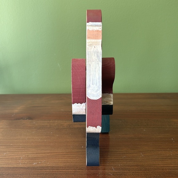 Decorative Santa with Tree - Picture 3 of 4